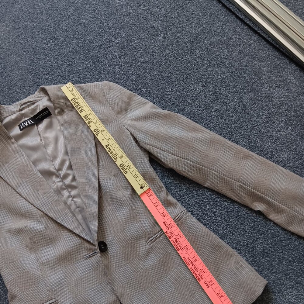 Zara blazer - Picture 6 of 11